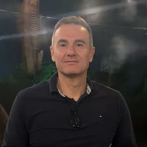 Retrato de Luciano Angulski