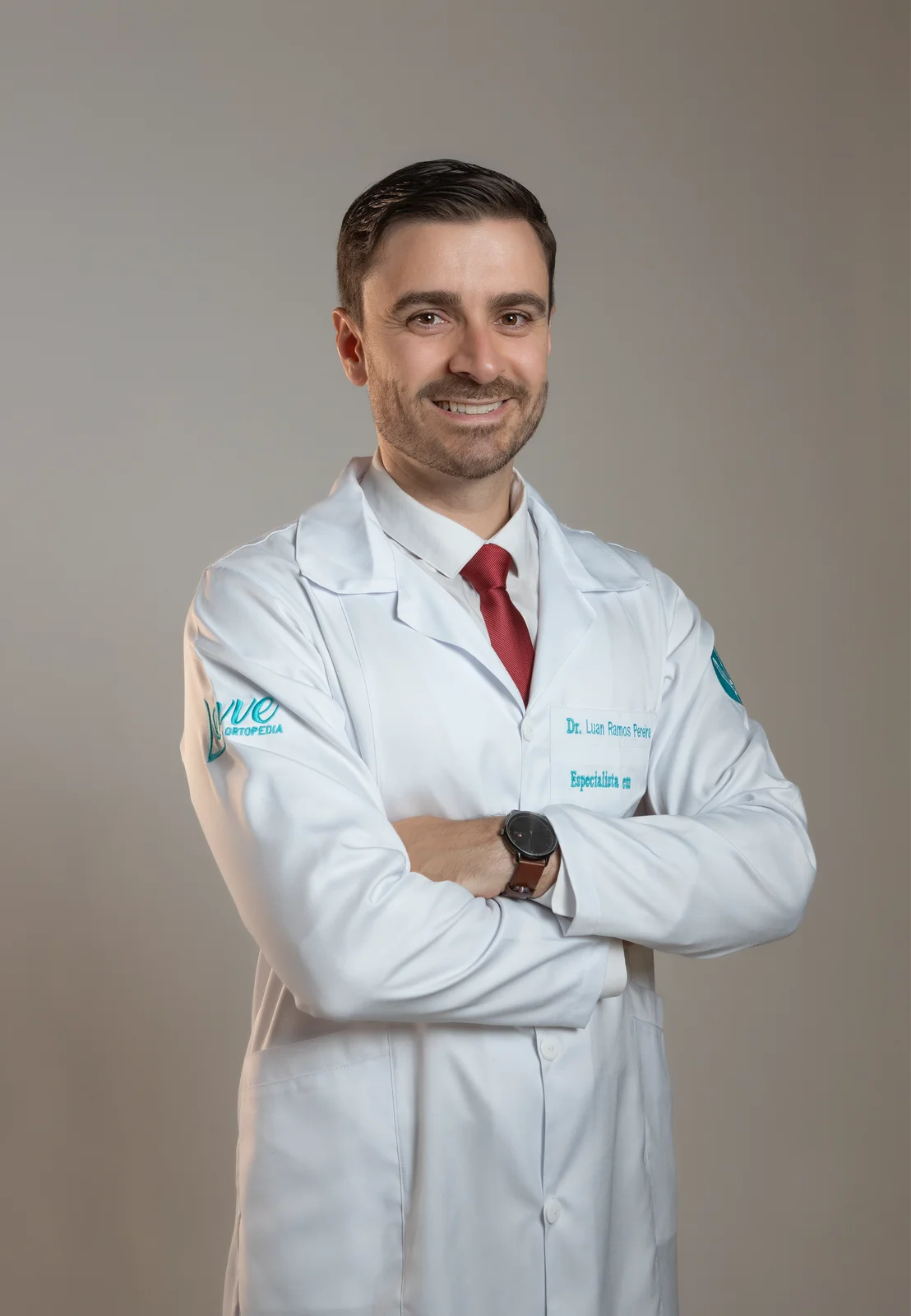 Retrato de Dr. Luan Ramos Pereira, Cirurgia de pé e tornozelo