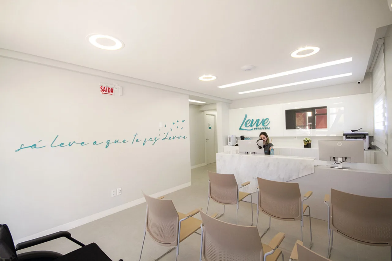 Interior da unidade da Levve Ortopedia em Orleans